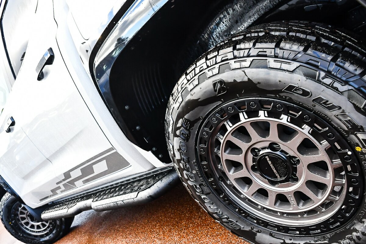 Mitsubishi Triton image 4