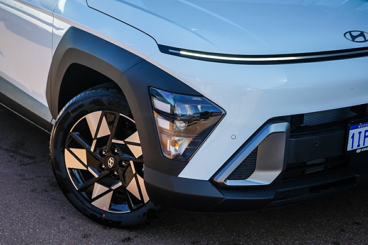 Hyundai Kona image 2