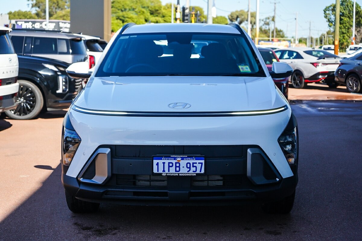 Hyundai Kona image 3