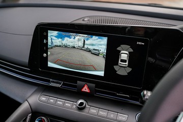 https://vehicle-cdn.autoleague.cloud/15443_620252167_22.jpg
