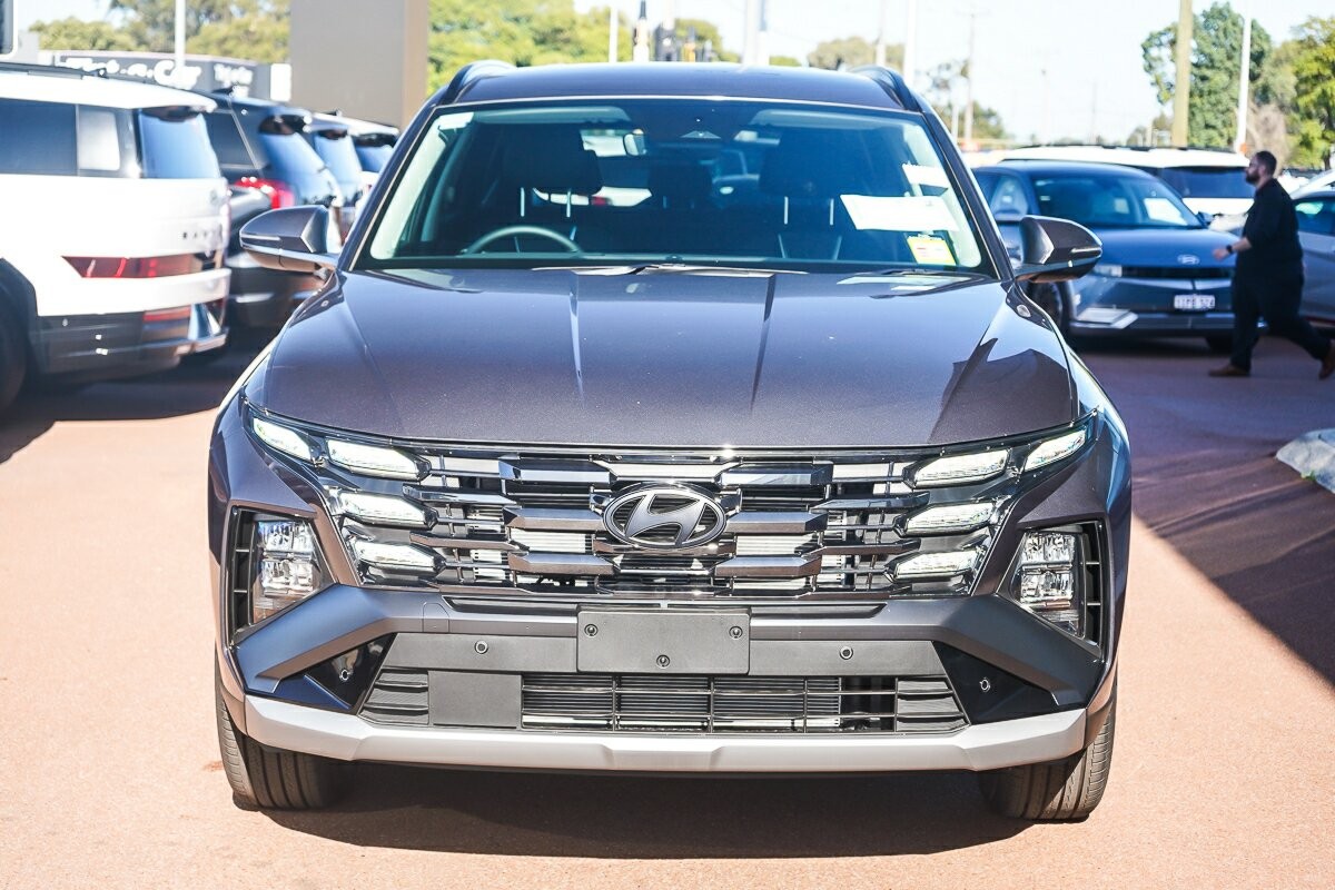 Hyundai Tucson image 3