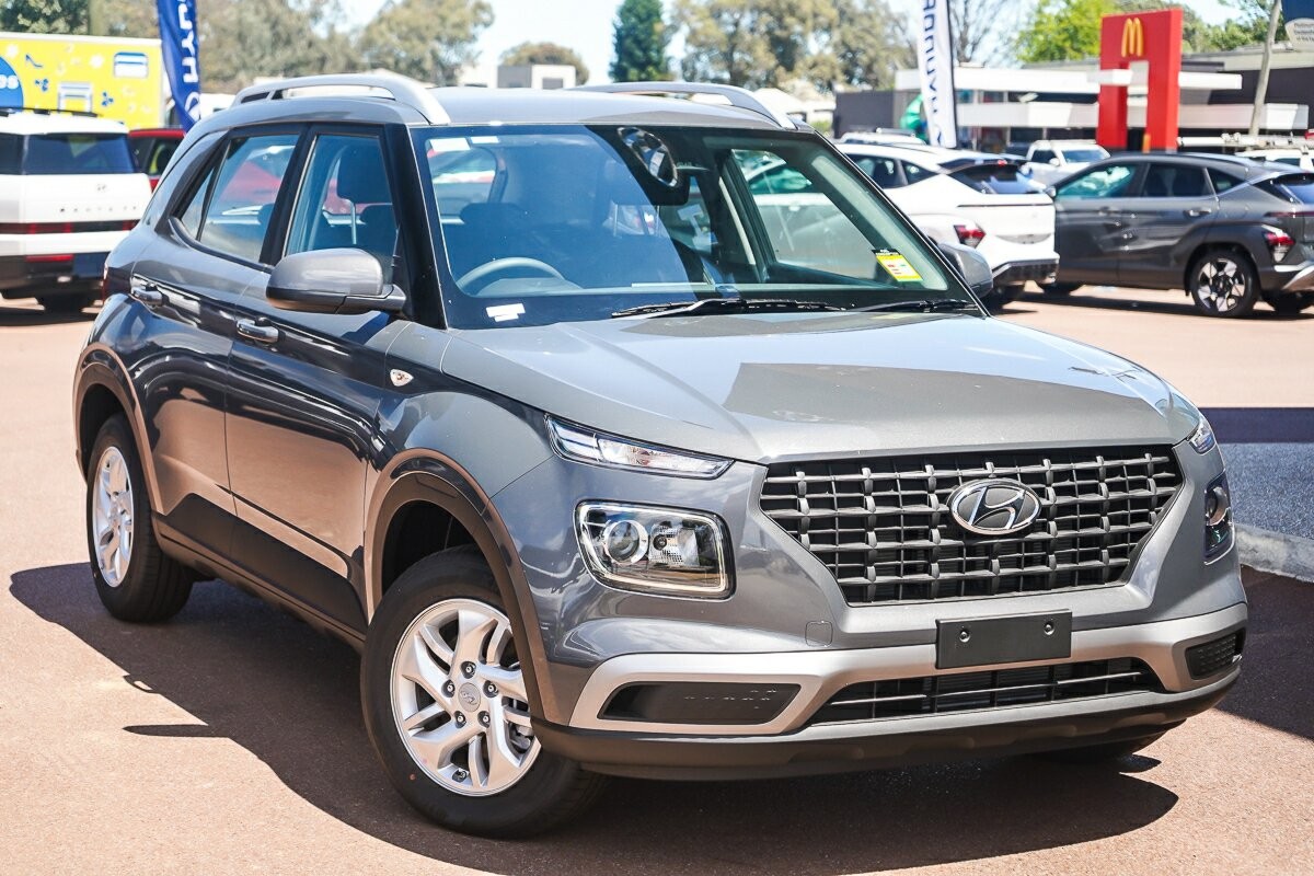 Hyundai Venue image 1