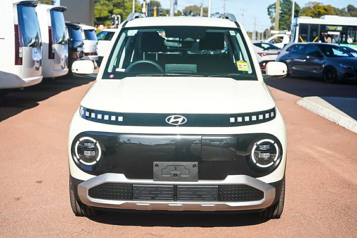 Hyundai Inster image 3