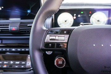 https://vehicle-cdn.autoleague.cloud/15443_620255022_15.jpg