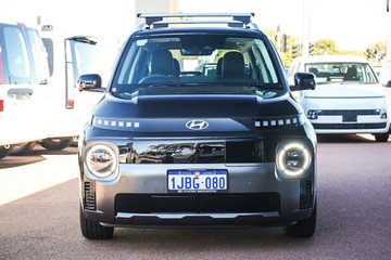 https://vehicle-cdn.autoleague.cloud/15443_620255022_3.jpg