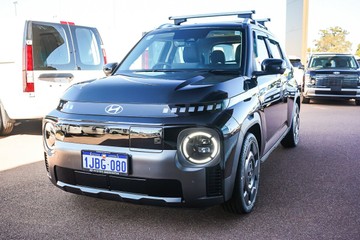 https://vehicle-cdn.autoleague.cloud/15443_620255022_4.jpg