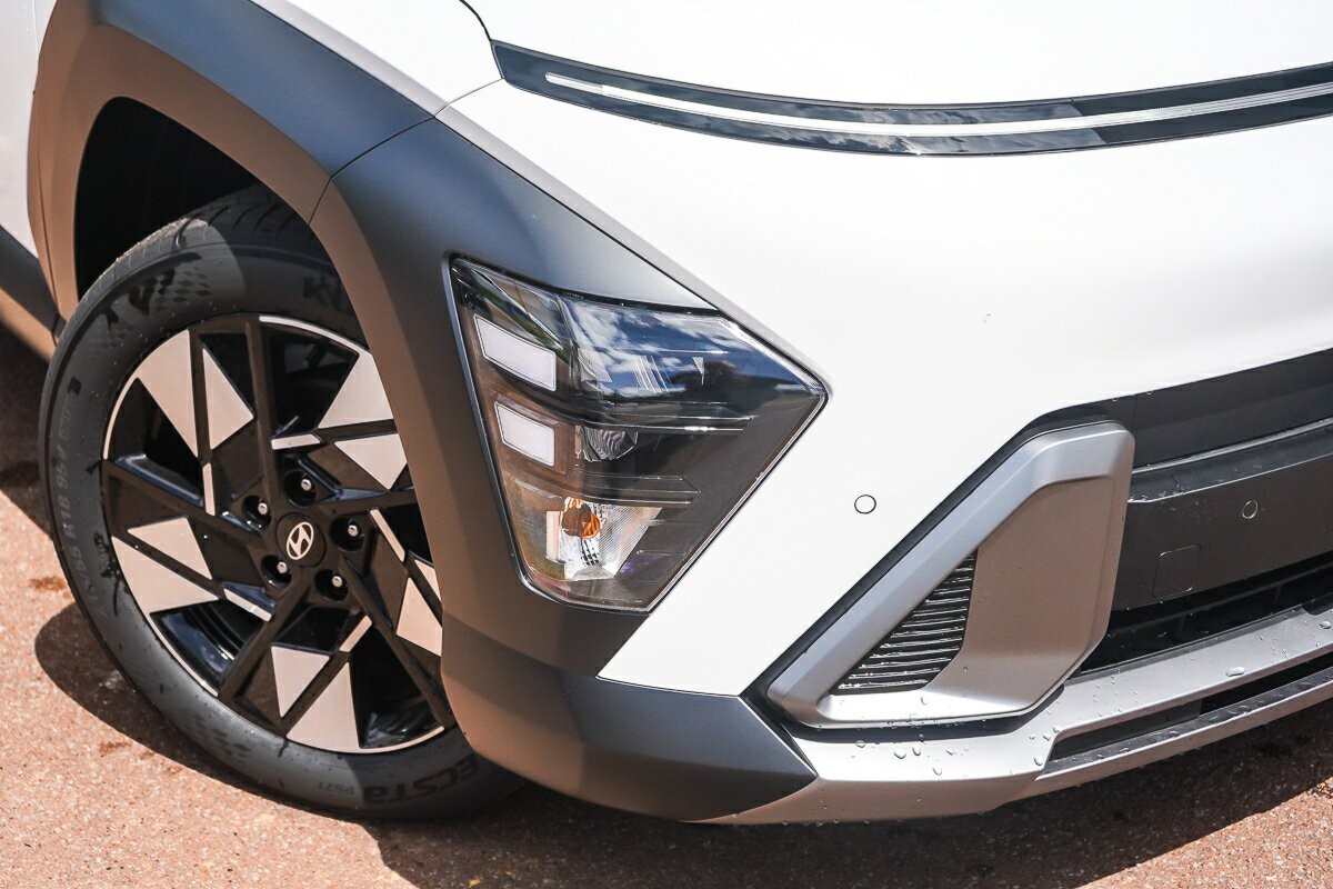 Hyundai Kona image 2