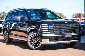 https://vehicle-cdn.autoleague.cloud/15443_620256983_1.jpg