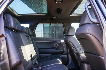 https://vehicle-cdn.autoleague.cloud/15443_620256983_11.jpg