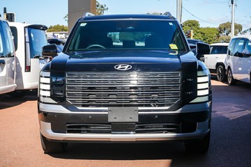 https://vehicle-cdn.autoleague.cloud/15443_620256983_3.jpg