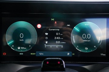 https://vehicle-cdn.autoleague.cloud/15443_620257818_16.jpg