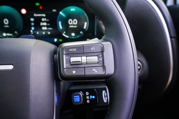 https://vehicle-cdn.autoleague.cloud/15443_620257818_18.jpg