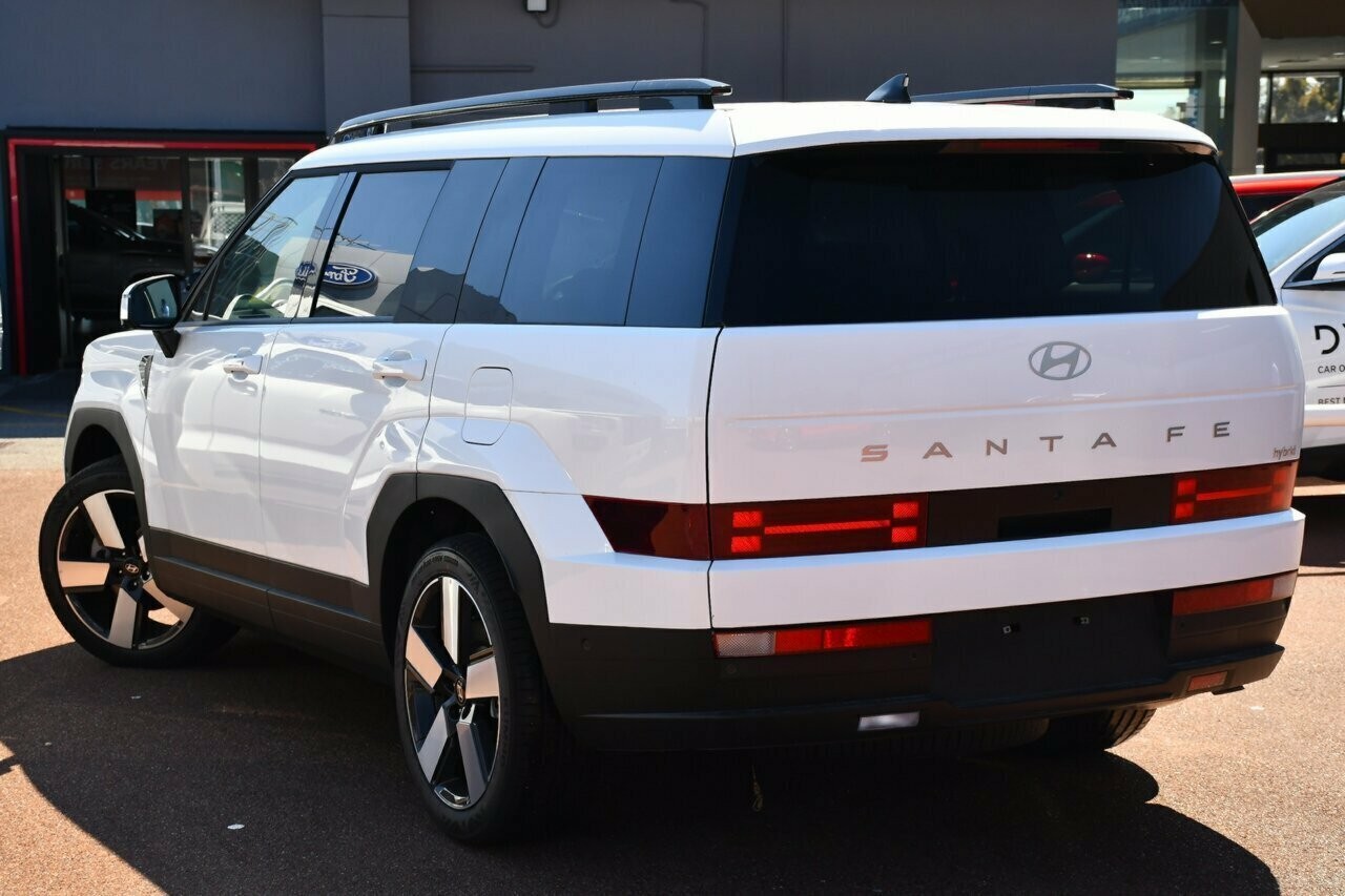 Hyundai Santa Fe image 3