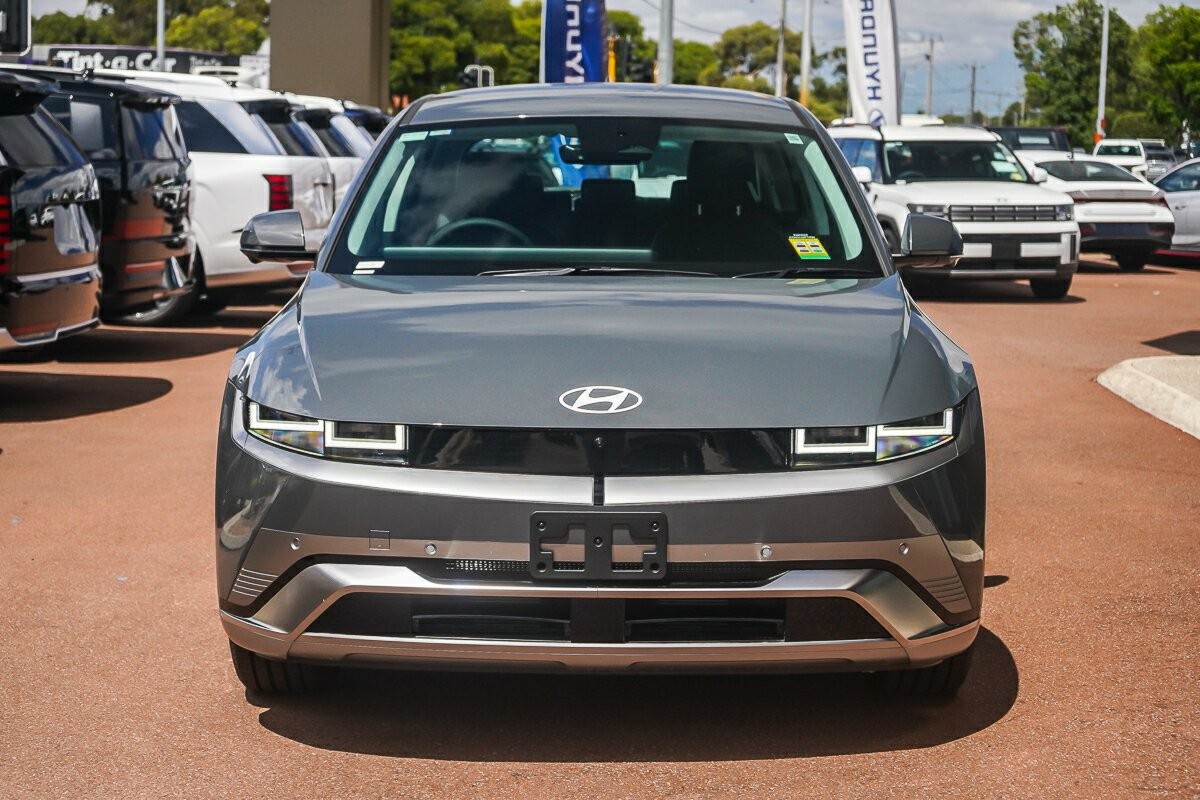 Hyundai Ioniq 5 image 3