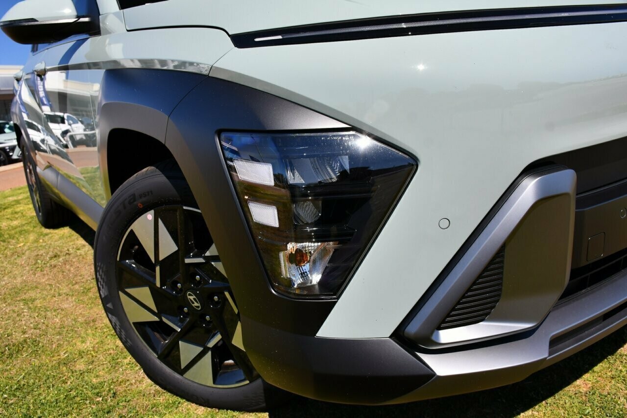 Hyundai Kona image 2