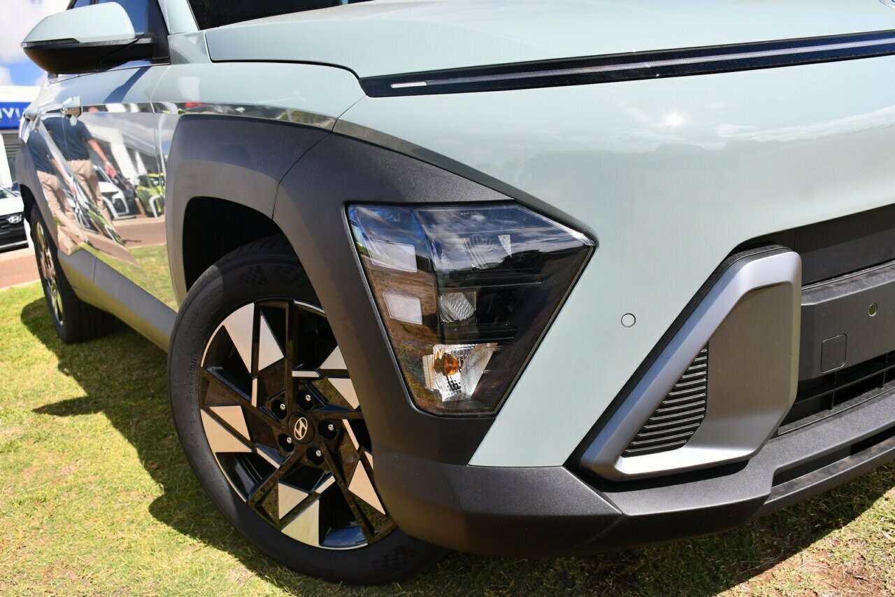 Hyundai Kona image 2