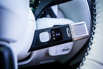 https://vehicle-cdn.autoleague.cloud/15443_620258621_19.jpg