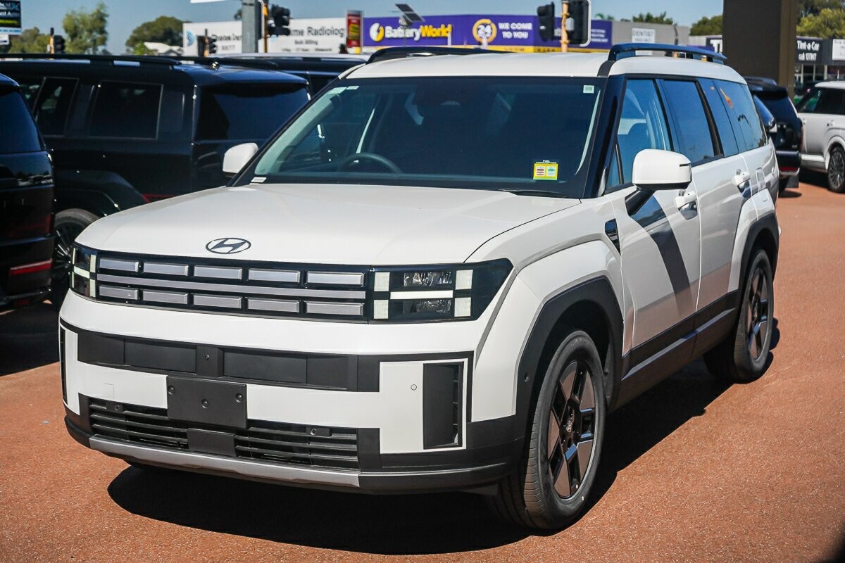 Hyundai Santa Fe image 4