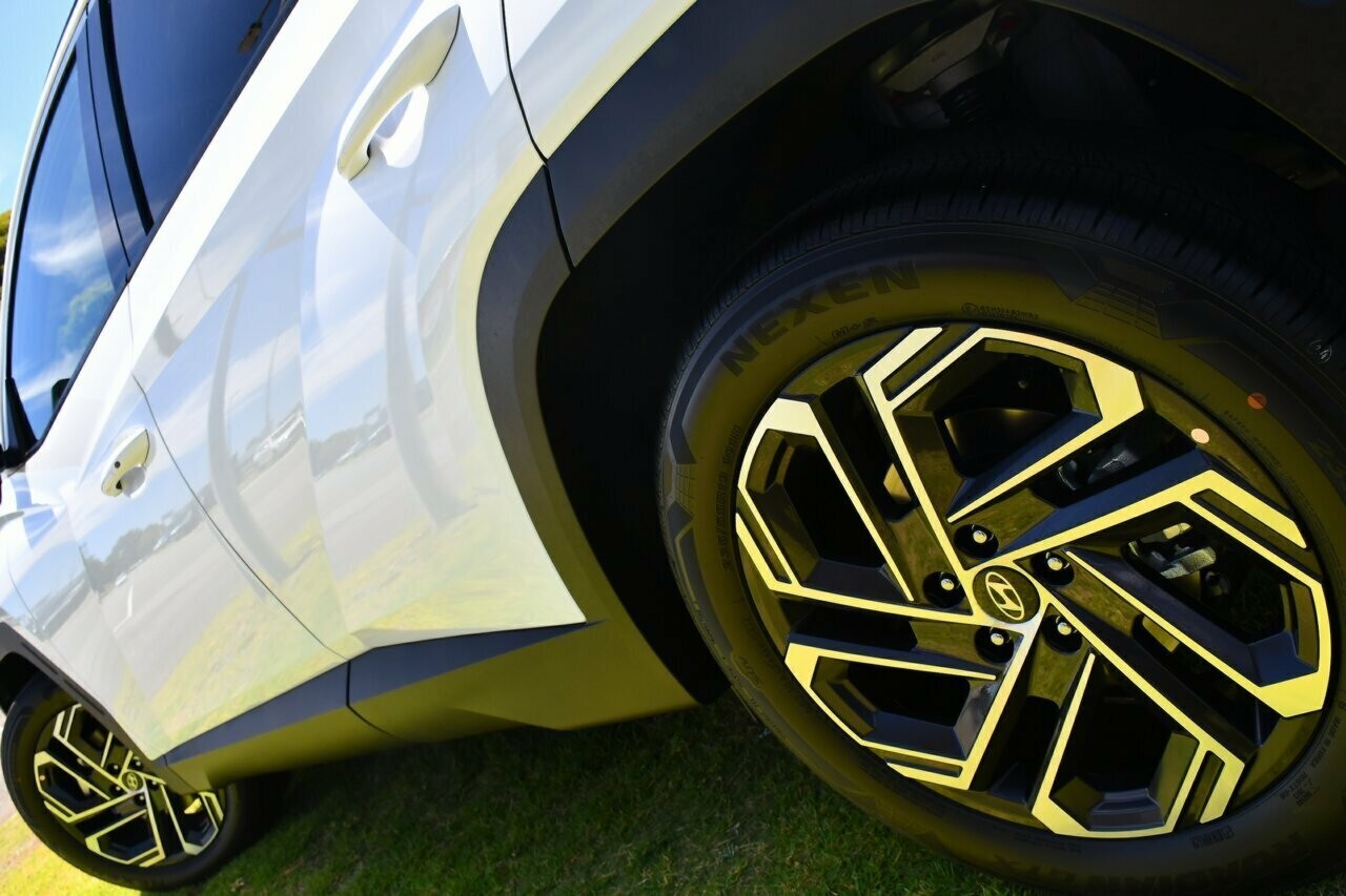 Hyundai Tucson image 4