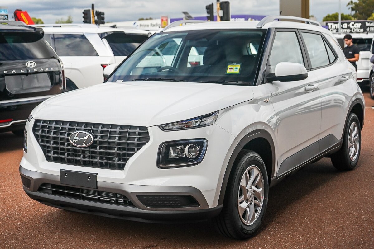 Hyundai Venue image 4