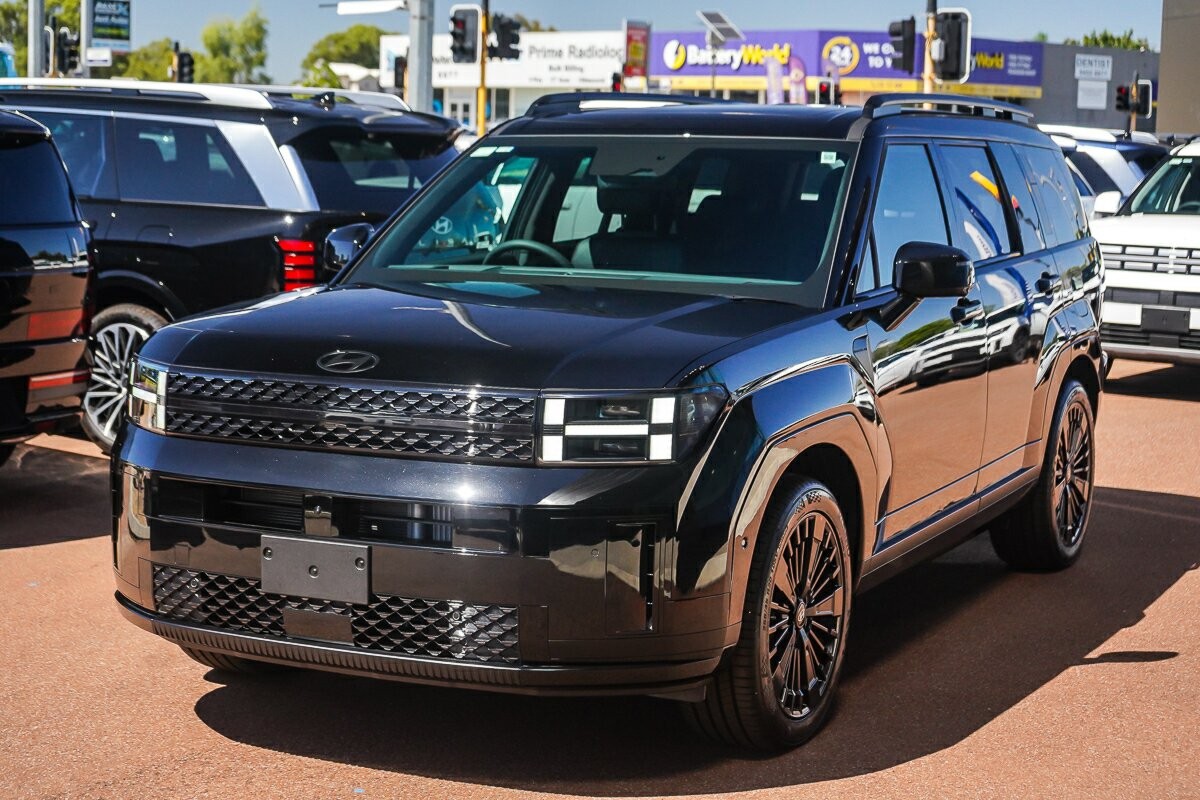 Hyundai Santa Fe image 4