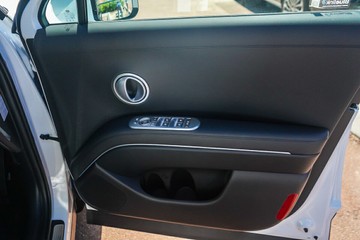 https://vehicle-cdn.autoleague.cloud/15443_620260276_11.jpg