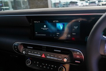 https://vehicle-cdn.autoleague.cloud/15443_620260276_17.jpg