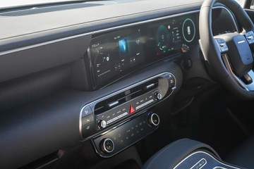 https://vehicle-cdn.autoleague.cloud/15443_620260276_21.jpg