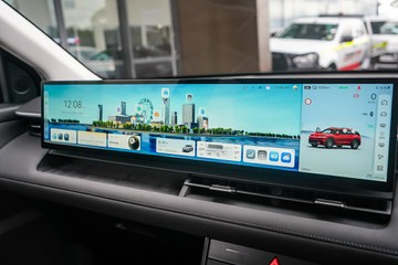 https://vehicle-cdn.autoleague.cloud/15443_620260405_17.jpg