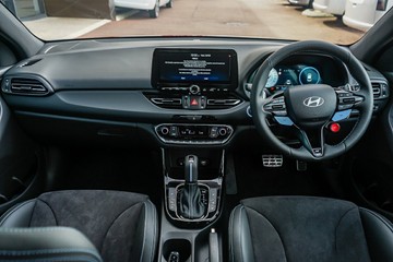 https://vehicle-cdn.autoleague.cloud/15443_620260411_10.jpg