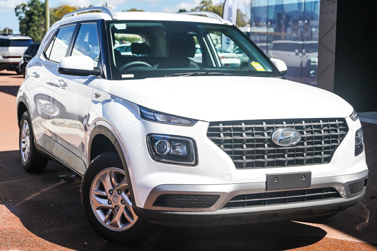 Hyundai Venue image 1