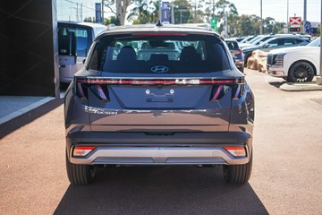 https://vehicle-cdn.autoleague.cloud/15443_620260822_7.jpg