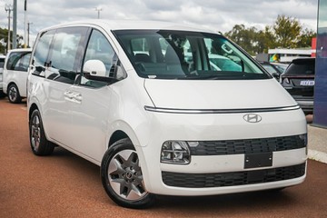 https://vehicle-cdn.autoleague.cloud/15443_620261152_1.jpg