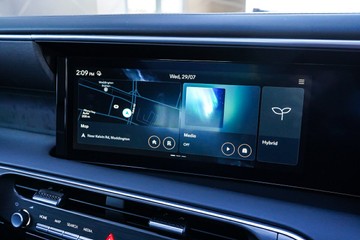 https://vehicle-cdn.autoleague.cloud/15443_620261199_19.jpg