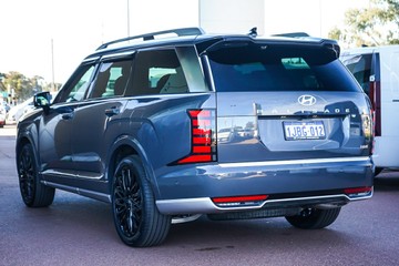https://vehicle-cdn.autoleague.cloud/15443_620261199_6.jpg