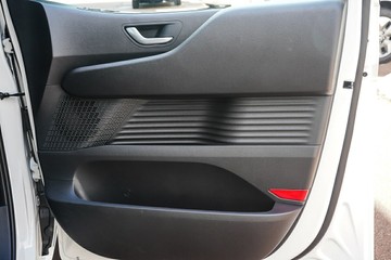 https://vehicle-cdn.autoleague.cloud/15443_620261212_12.jpg