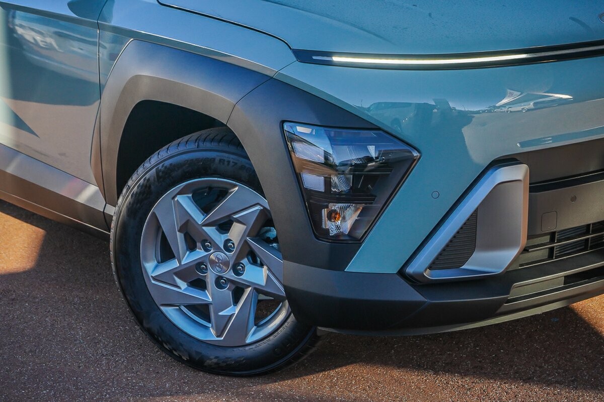 Hyundai Kona image 2