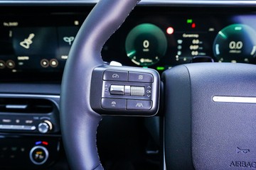 https://vehicle-cdn.autoleague.cloud/15443_620261979_16.jpg