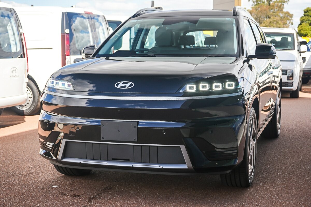 Hyundai Elexio image 4
