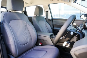https://vehicle-cdn.autoleague.cloud/15443_620262861_13.jpg