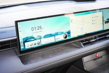 https://vehicle-cdn.autoleague.cloud/15443_620262866_22.jpg