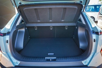 https://vehicle-cdn.autoleague.cloud/15443_620263295_9.jpg