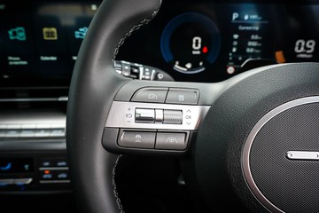 https://vehicle-cdn.autoleague.cloud/15443_620263303_15.jpg