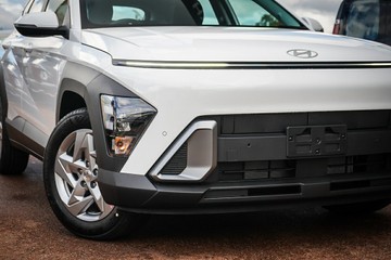 https://vehicle-cdn.autoleague.cloud/15443_620263303_2.jpg