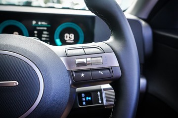 https://vehicle-cdn.autoleague.cloud/15443_620263306_16.jpg
