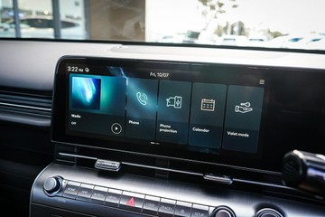 https://vehicle-cdn.autoleague.cloud/15443_620263306_17.jpg