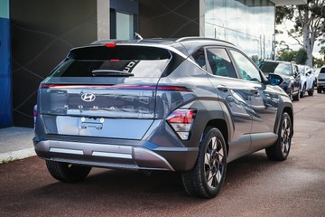 https://vehicle-cdn.autoleague.cloud/15443_620263306_8.jpg