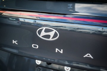 https://vehicle-cdn.autoleague.cloud/15443_620263306_9.jpg