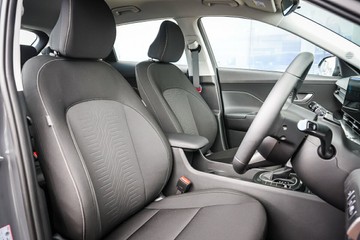 https://vehicle-cdn.autoleague.cloud/15443_620263310_13.jpg