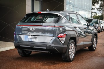 https://vehicle-cdn.autoleague.cloud/15443_620263310_8.jpg